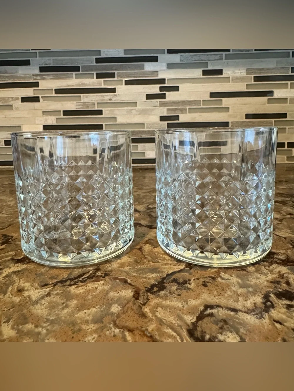 Ikea FRASERA Glasses Whiskey Cocktail Rocks Old Fashioned Diamond Clear Set of 2